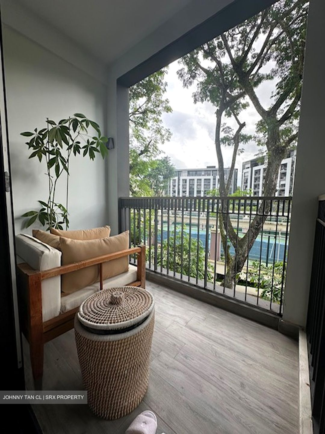 Mayfair Gardens (D21), Condominium #606510301